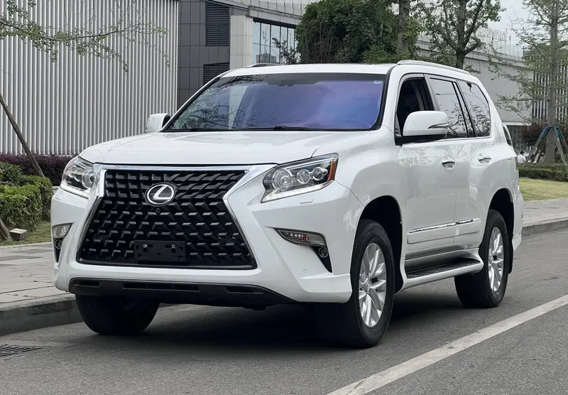 Lexus GX — фото 1