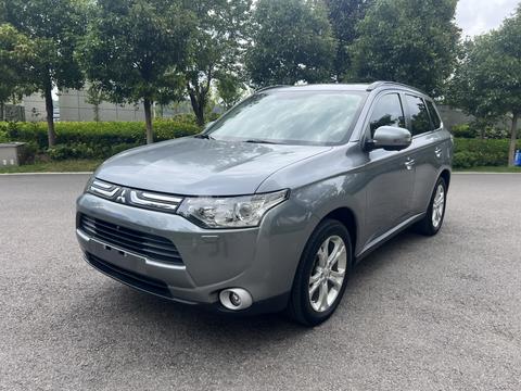 Mitsubishi Outlander (Import)