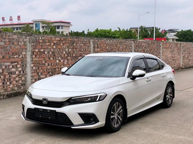 Honda Civic 2023 Белый из Китая, фото 6