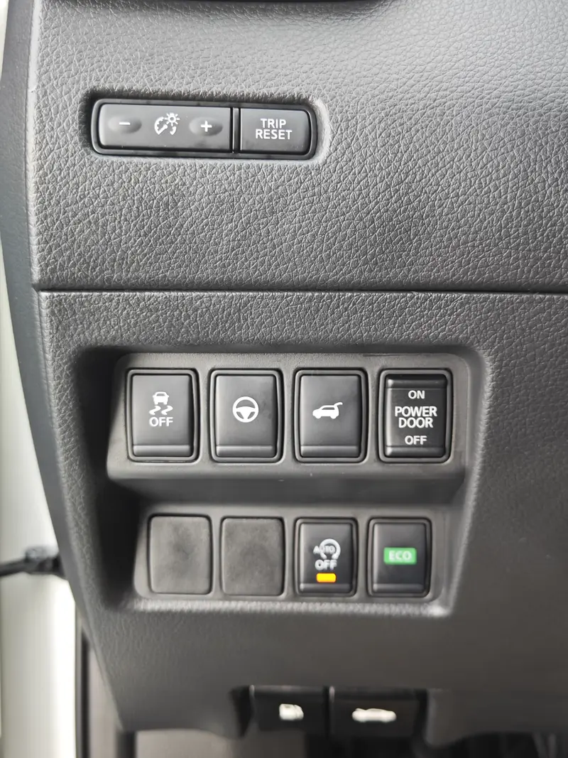 Nissan X-Trail — фото 15