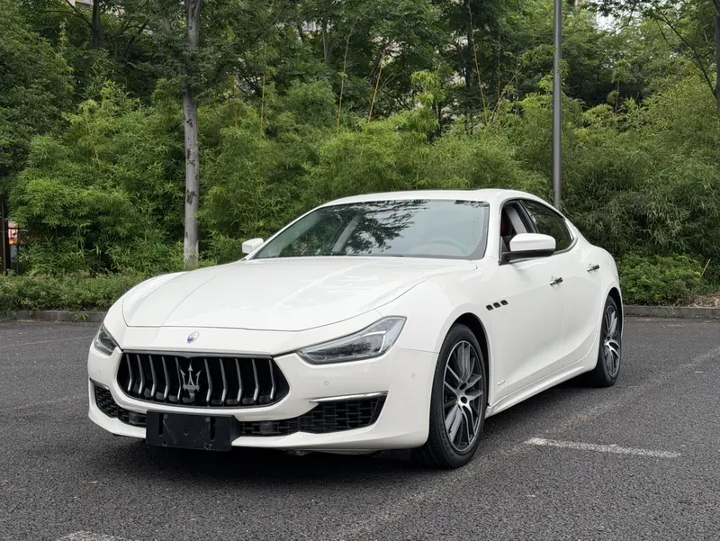 Maserati Ghibli 3.0 T Luxury