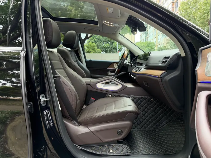 Mercedes-Benz GLS — фото 13