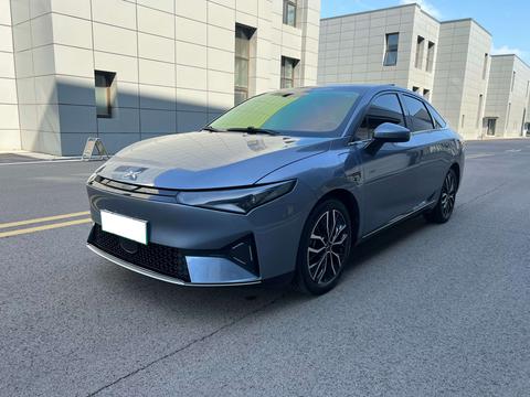 XPeng P5