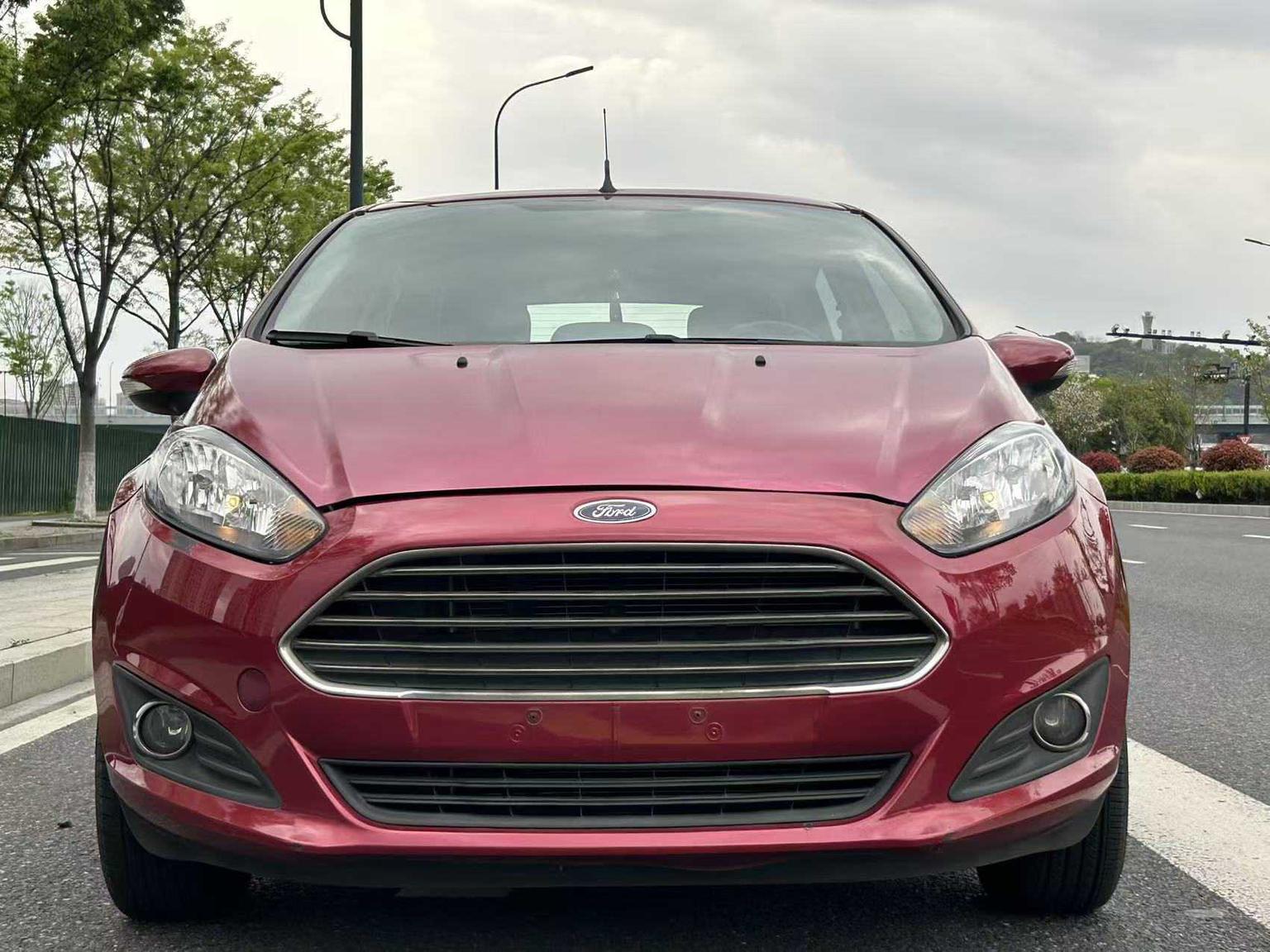 Ford Fiesta — фотографии объявления, Фото 3