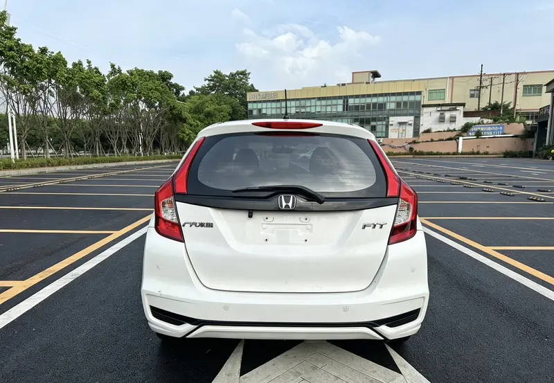 Honda Fit 1.5L CVT комфорт — фото 5