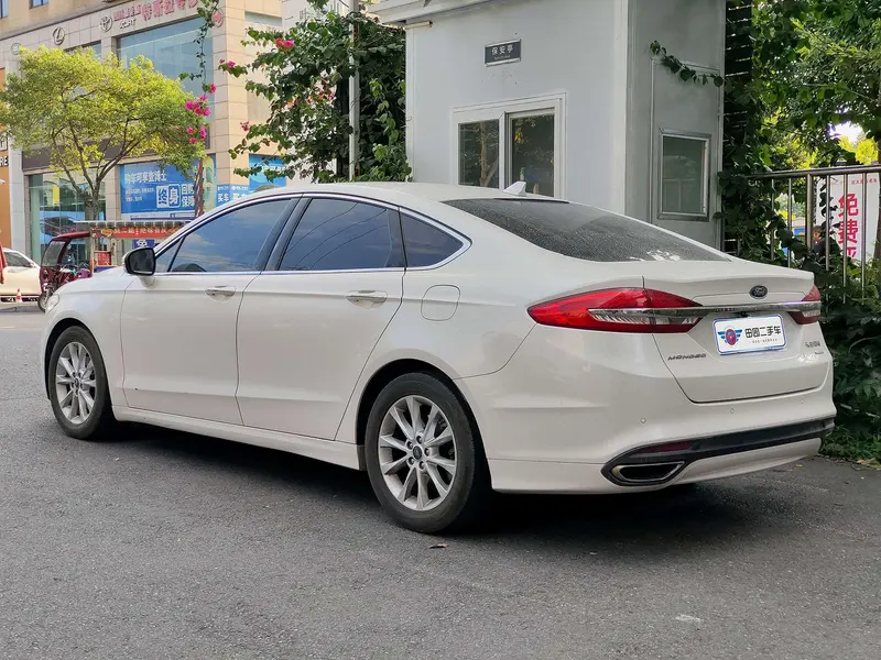 Ford Mondeo EcoBoost 180 стиль — фото 4