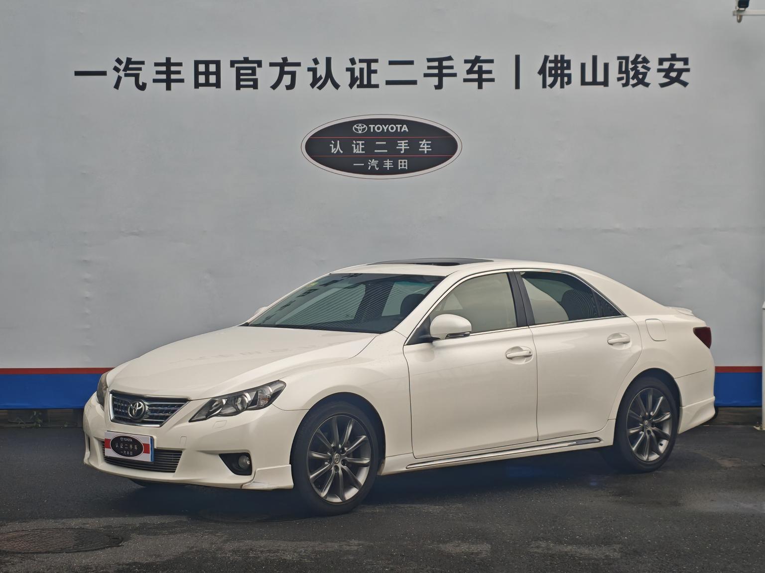 Toyota Reiz