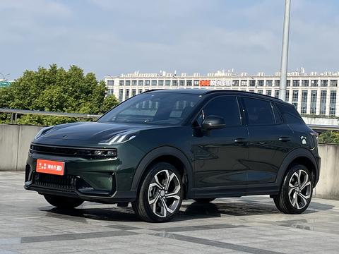 Lynk & Co 06