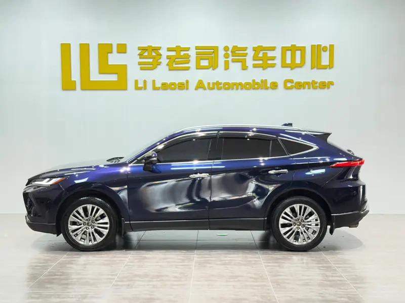 Toyota Harrier — фото 4