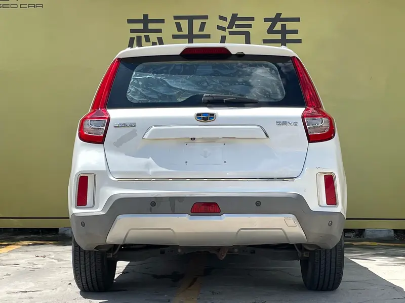 Geely Vision X6 — фото 5
