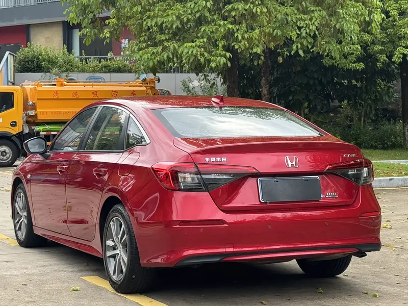 Honda Civic — фото 4