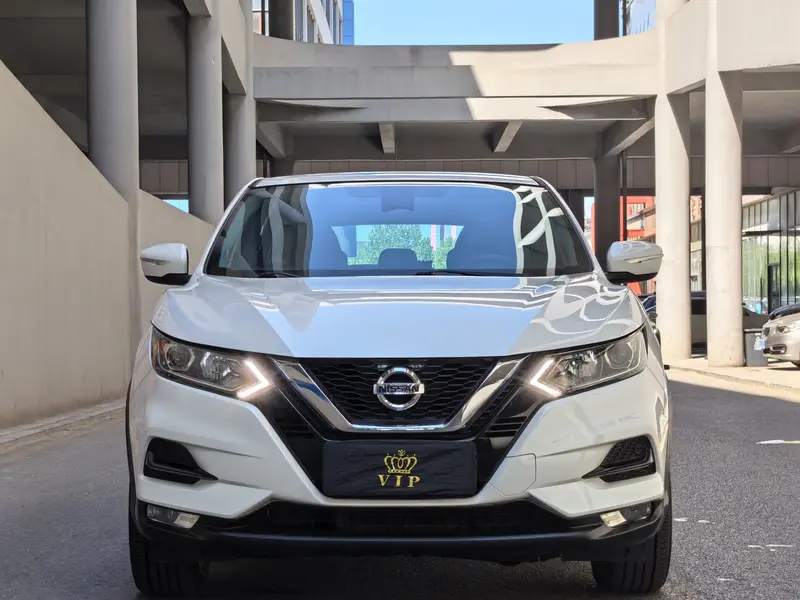 Nissan Qashqai — фото 2