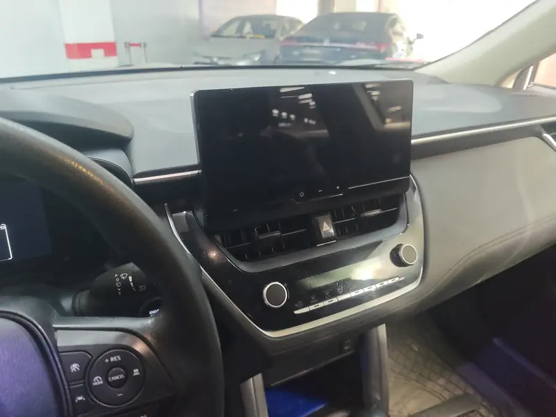 Toyota Corolla Cross — фото 12