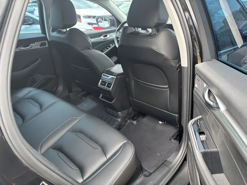 Geely Preface — фото 10