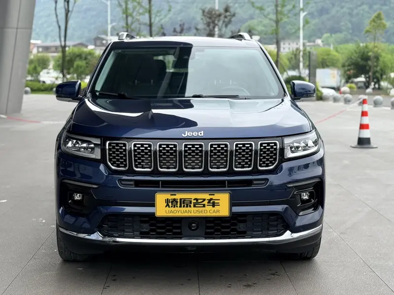 Jeep Grand Commander — фото 2
