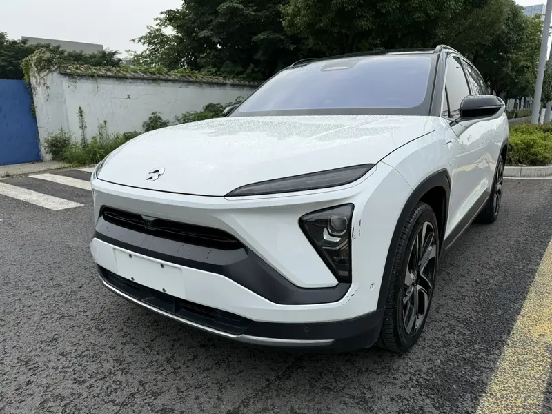 NIO ES6