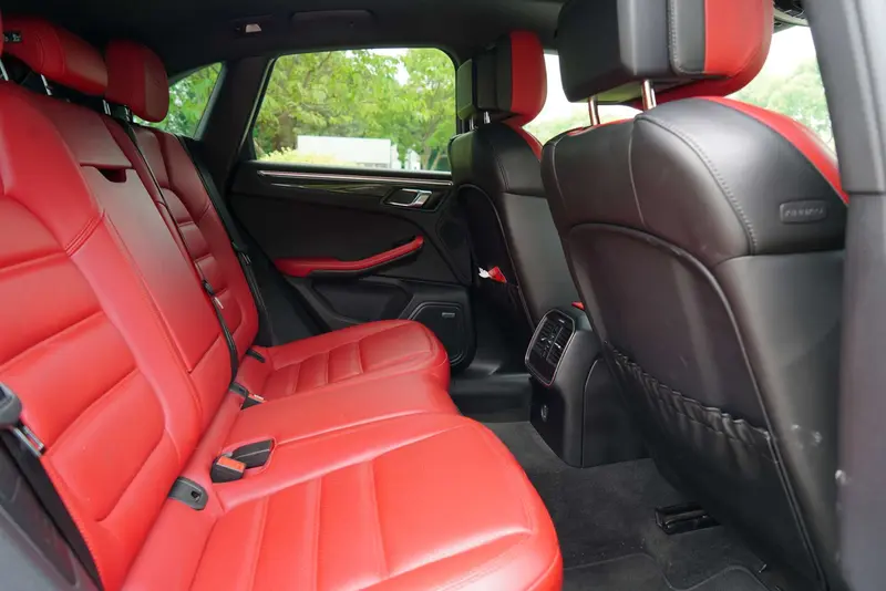 Porsche Macan GTS 3.0 T — фото 13
