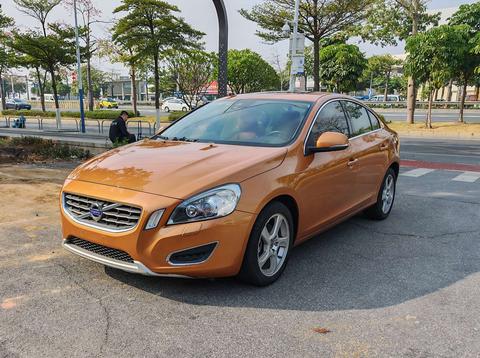 Volvo S60 (Import)