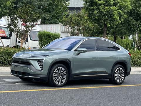 Nio EC6