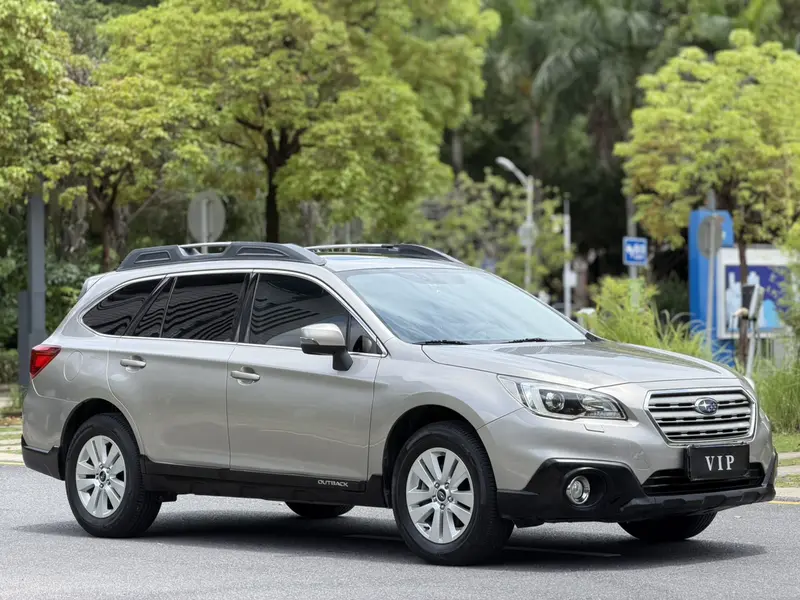Subaru Outback — фото 3