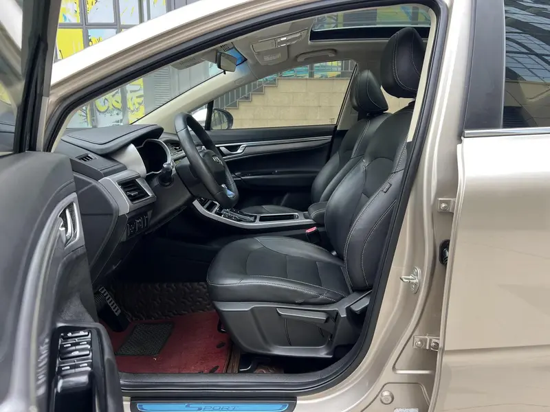 Geely Emgrand GS 1.4T CVT VI — фото 13