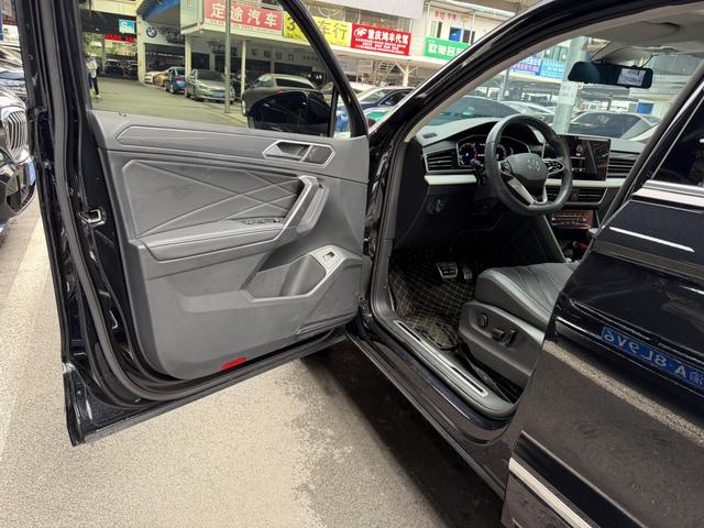 Volkswagen Tiguan L id 4387188 из Китая 19