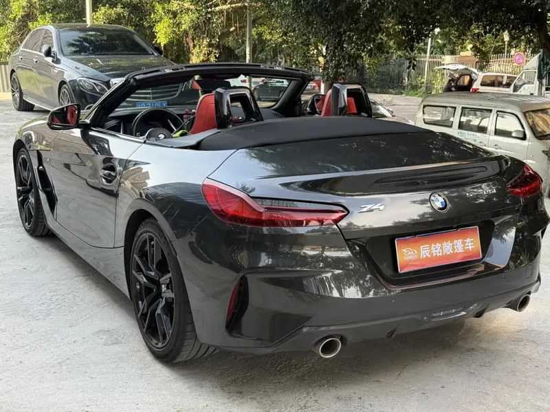 BMW Z 4 s Drive 25i M Sport Package — фото 4