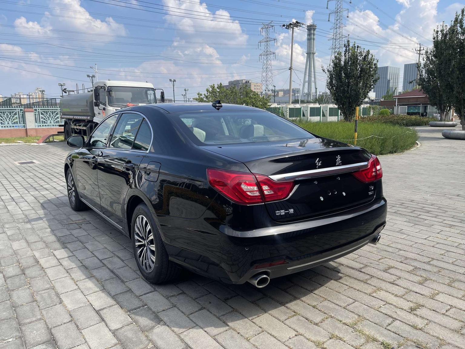 Hongqi H7: фотография 6 из 25