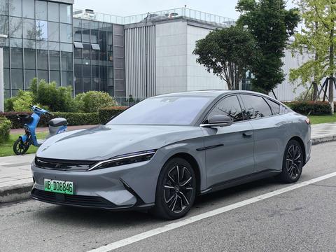 BYD Han EV