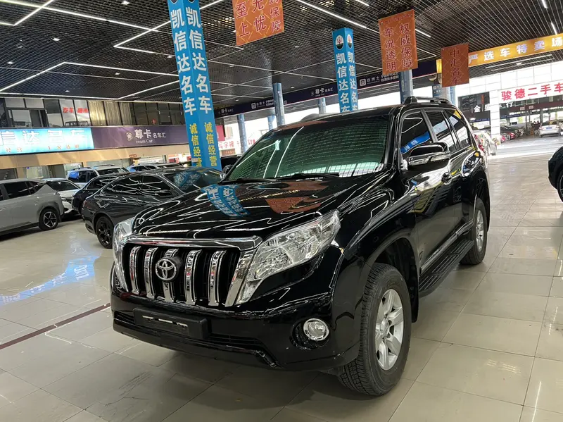 Toyota Prado 2.7 L AT 4 WD 7