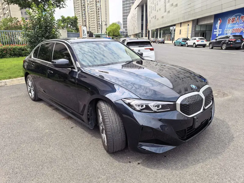 BMW i3 eDrive35L — фото 3