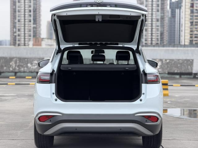 Volkswagen ID.4 X id 4392041 из Китая 28