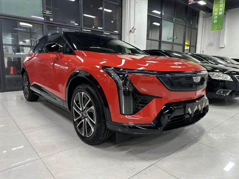 Cadillac IQ 4 WD — фото 3