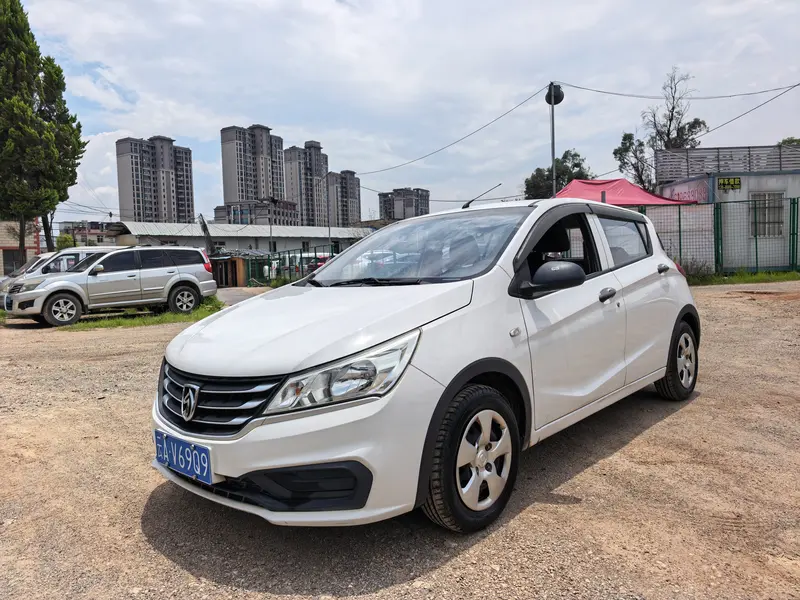 Baojun 310 1.2 L MT