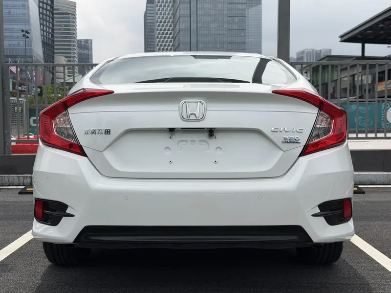 Honda Civic — фото 6