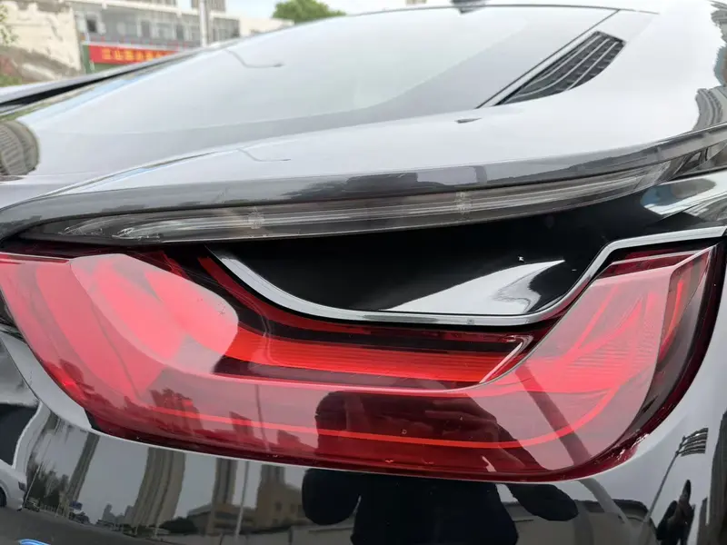 BMW i8 — фото 9