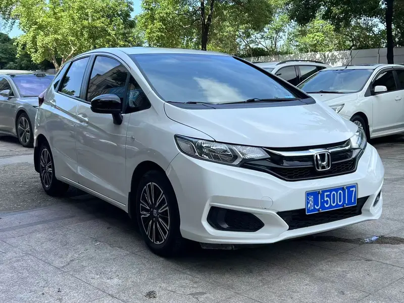 Honda Fit — фото 3