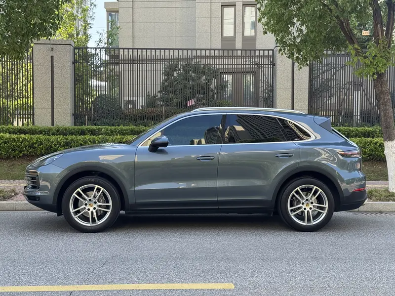 Porsche Cayenne 3.0 T — фото 3