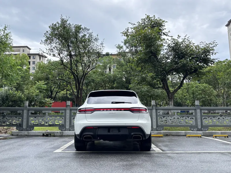 Porsche Macan 2.0 T — фото 4