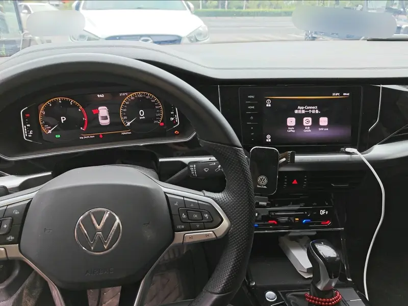 Volkswagen Passat — фото 12