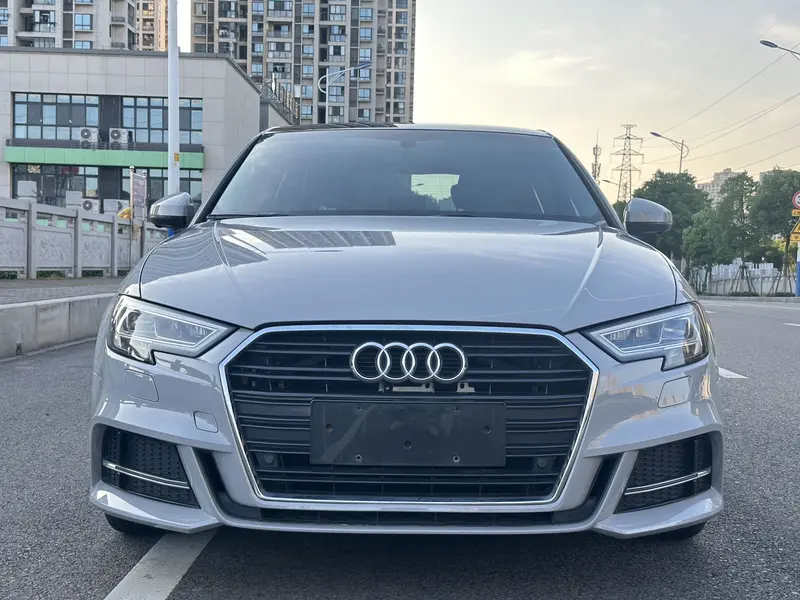 Audi A3 — фото 2