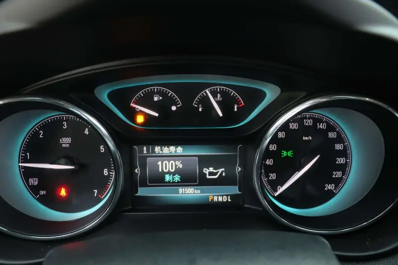 Buick Envision — фото 13