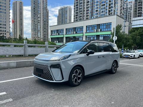 MAXUS G70