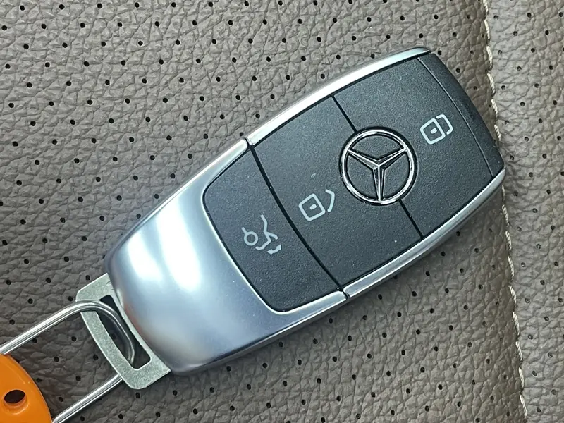 Mercedes-Benz GLE — фото 13