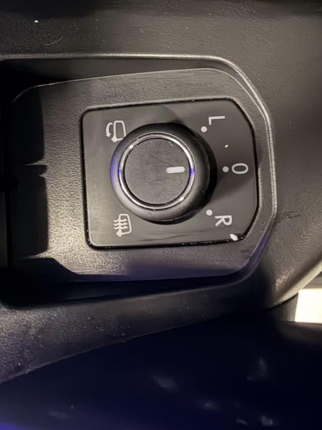 Volkswagen Sagitar id 4392211 из Китая 11