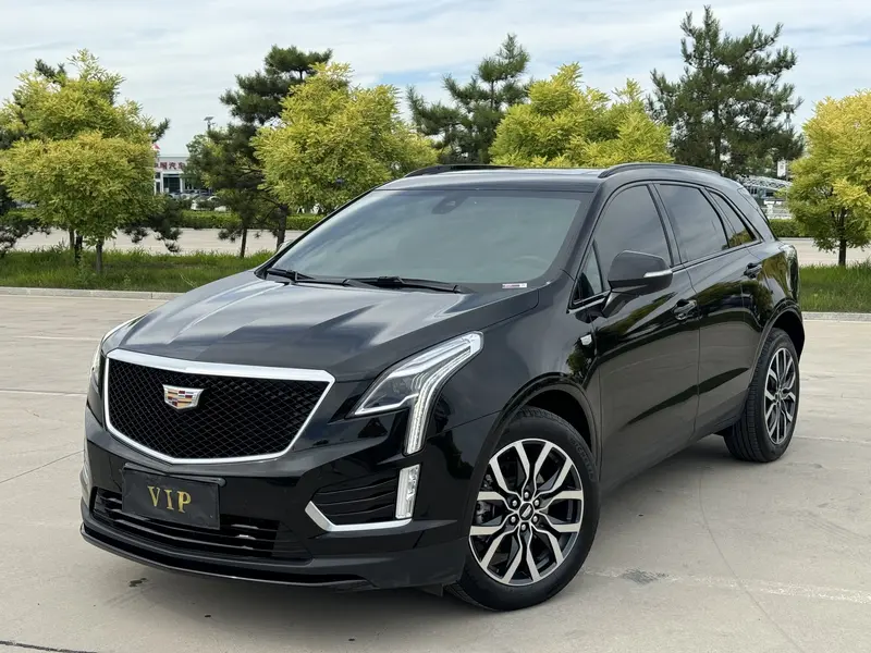 Cadillac XT5 — фото 1