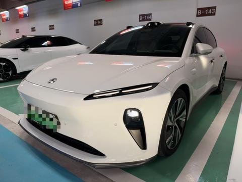Nio ET5