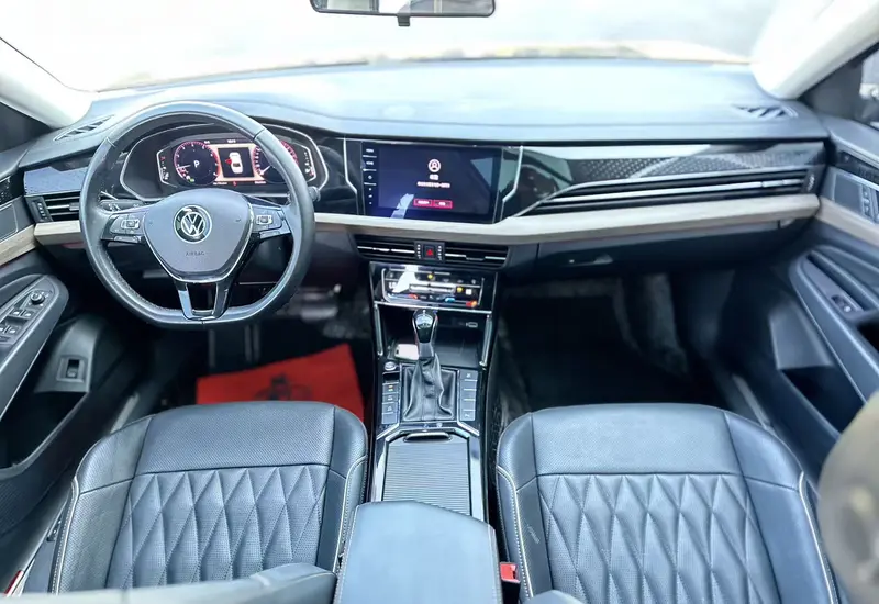 Volkswagen Passat — фото 7
