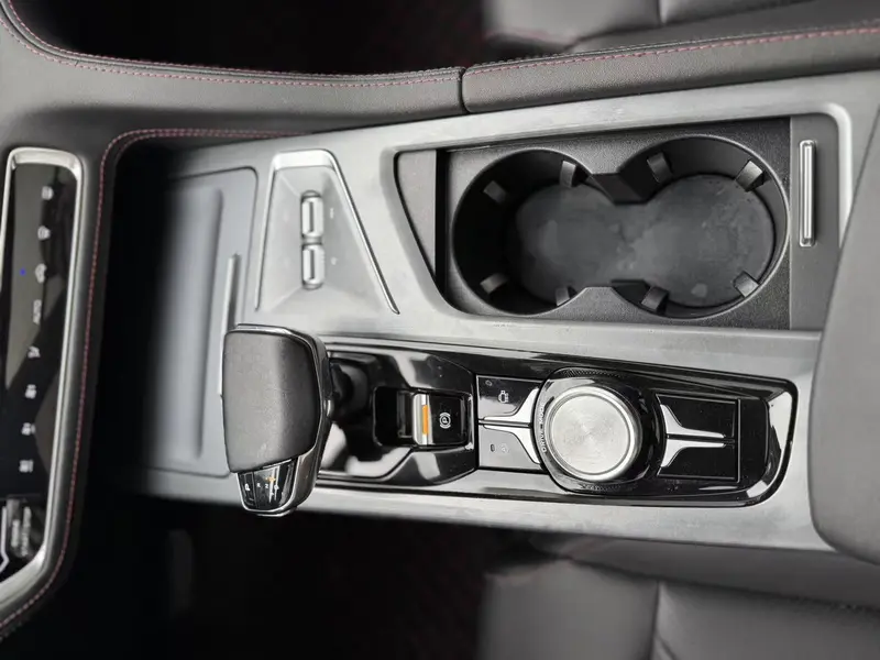 Changan CS75 PLUS — фото 12
