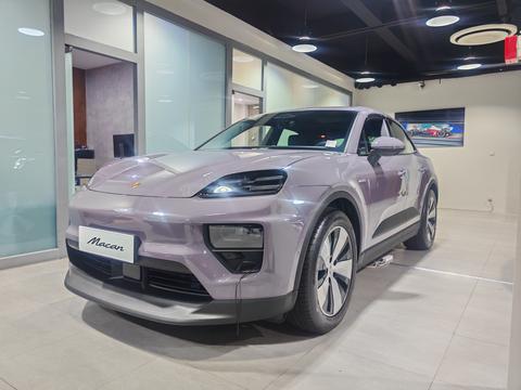 Porsche Macan EV